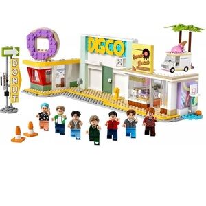 Unisex LEGO Ideas BTS Dynamite 749 pcs